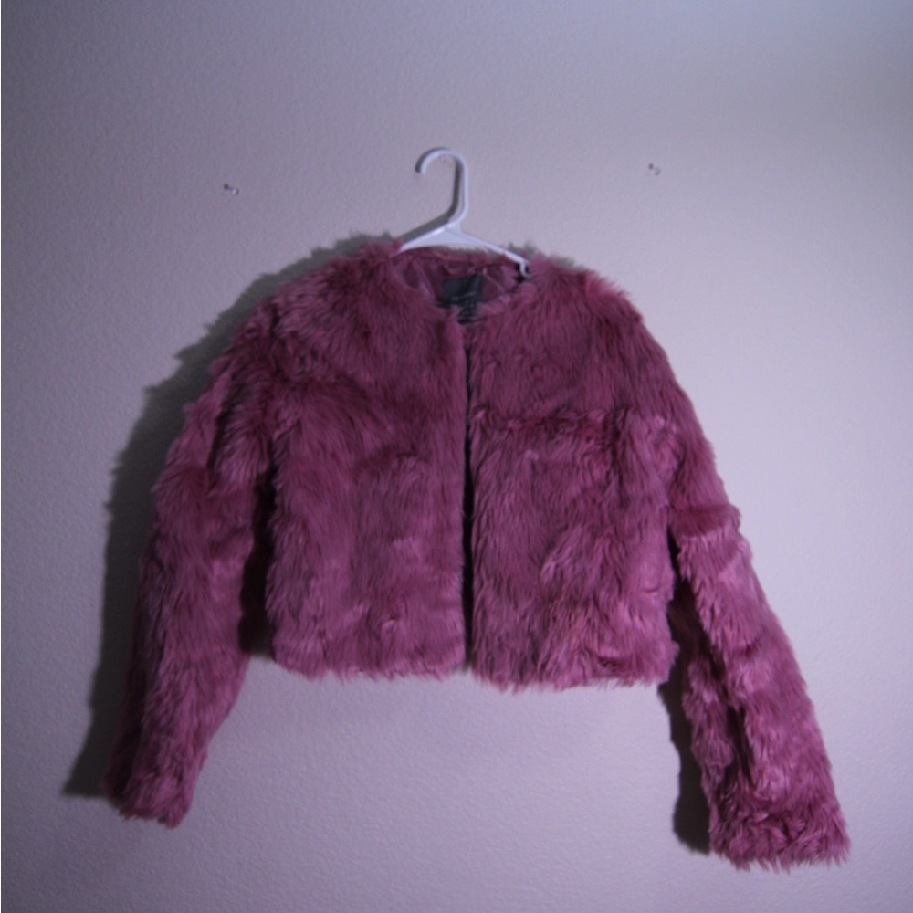 Primark - Magenta faux fur cropped coat. Size: 6